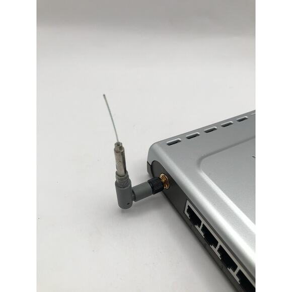 D-Link DI-624 108 Super G Wireless Router + Wireless USB Adapter DWL-G122 Bundle - Picture 5 of 5